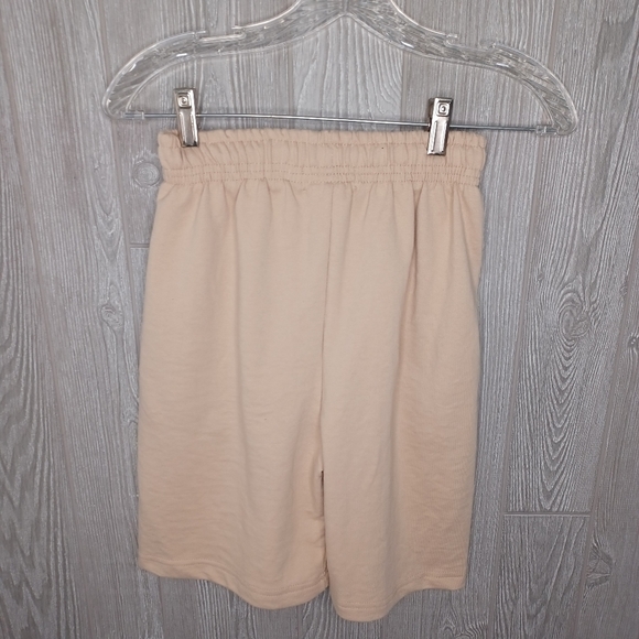 PrettyLittleThing New With Tags Shorts - Picture 4 of 4